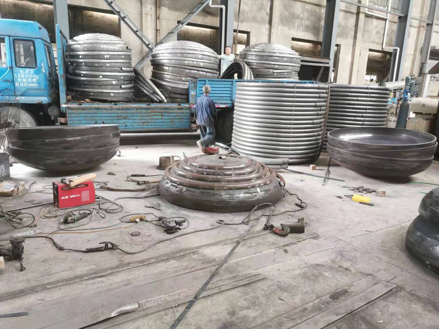 封頭盤管發貨現場 封頭盤管發貨現場